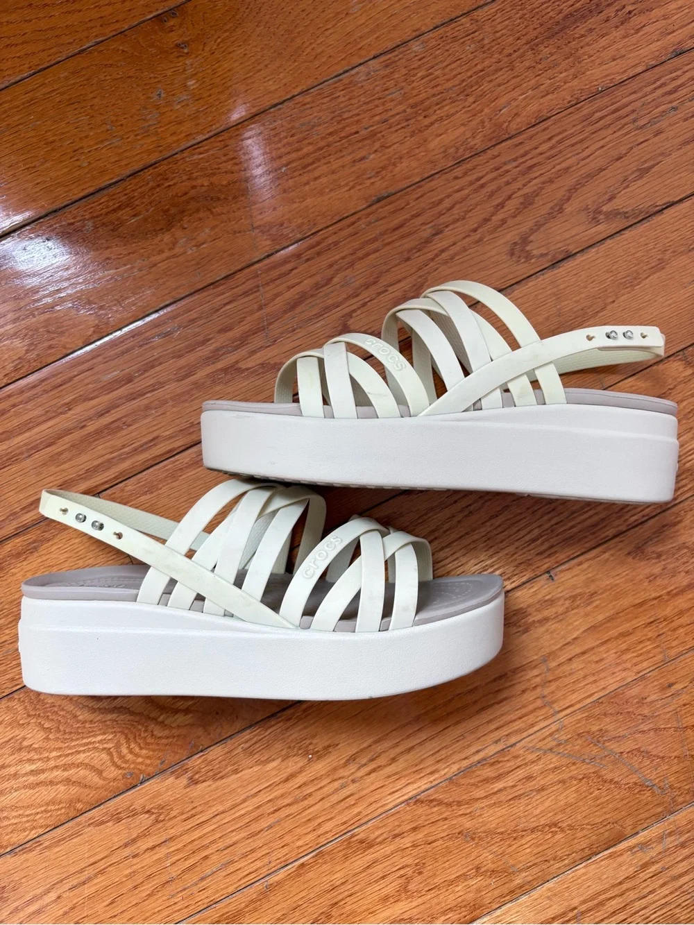 CROCS lightweight sandals